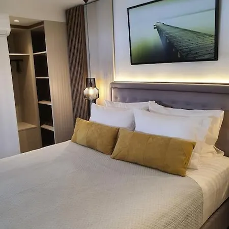 아파트 Koloniale Loft House